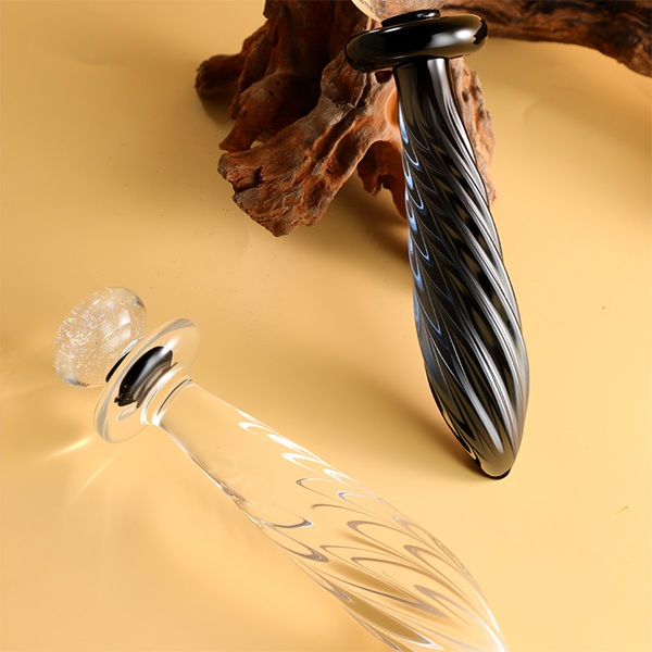 Cold Weapon Anal Plug (Dual Vaginal & Anal Use) - Image 2